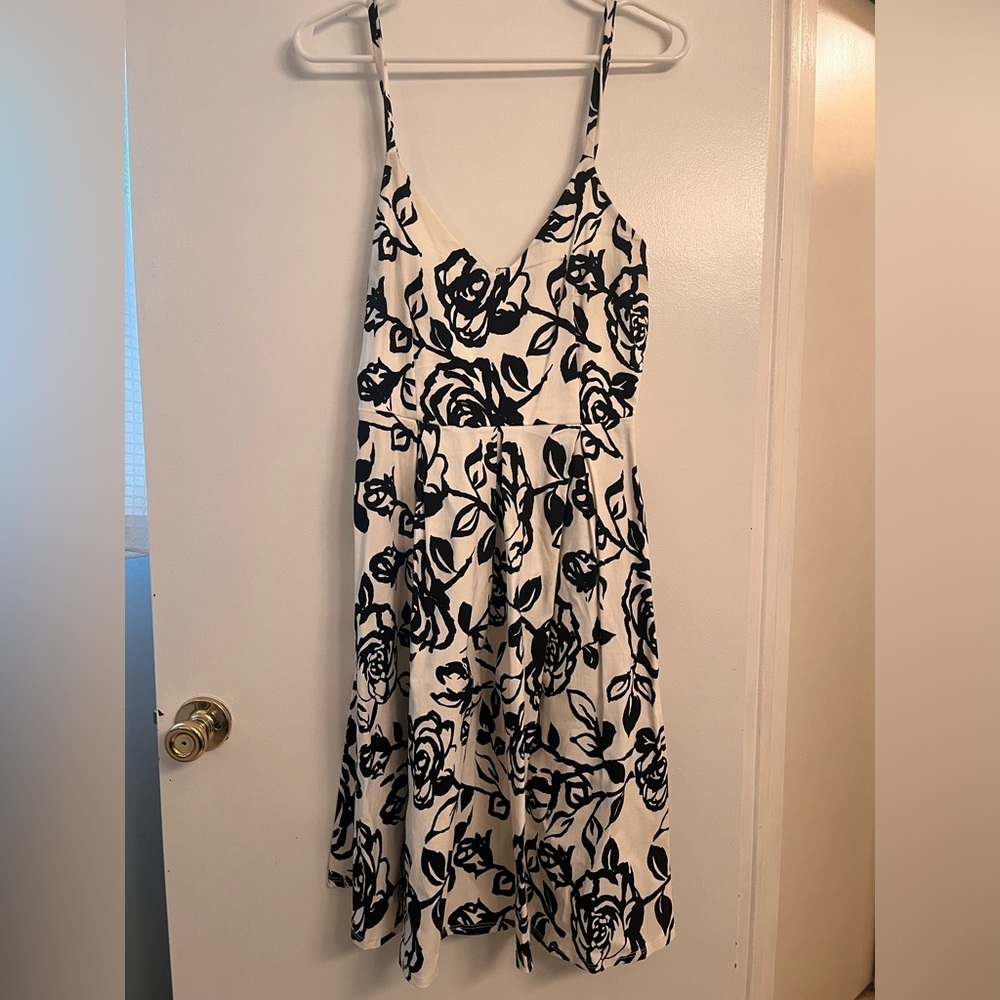 Soul Harmony Energy Black and White Dress